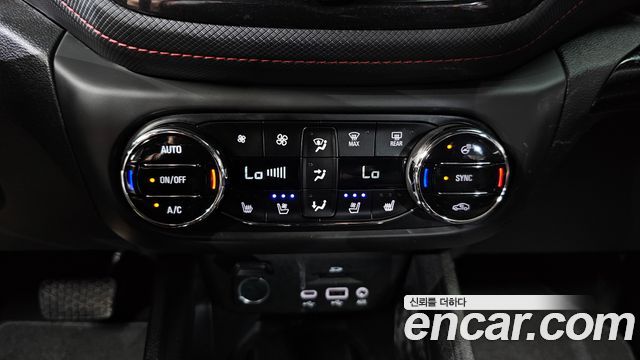 Chevrolet Trailblazer 1.3 Turbo 4WD RS 2023 — фото 21