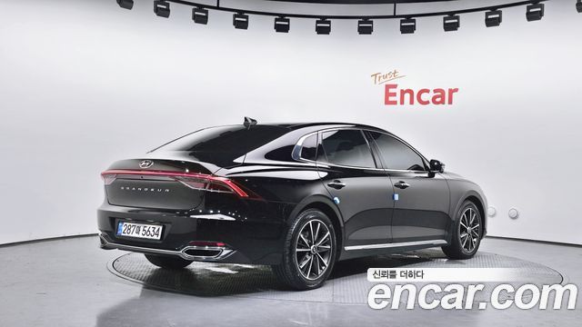 Hyundai Grandeur (IG) 2.5 Exclusice 2023 — фото 2