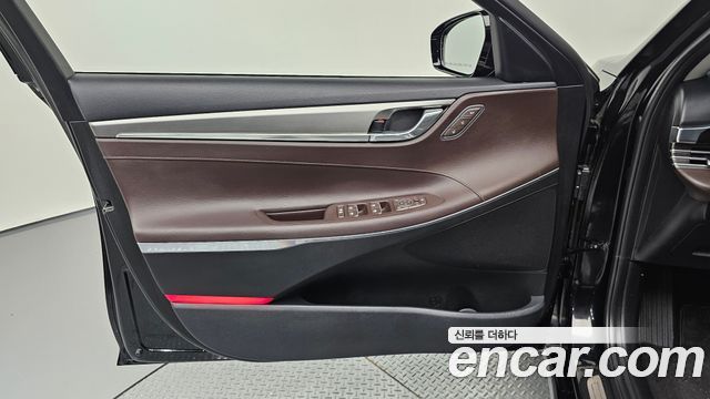 Hyundai Grandeur (IG) 2.5 Exclusice 2023 — фото 24