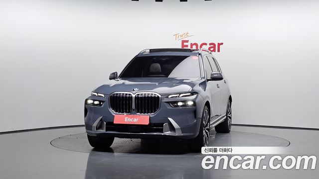BMW X7 (G07) xDrive 40i Design Pure Excellence 6-Seater 2023 — фото 3
