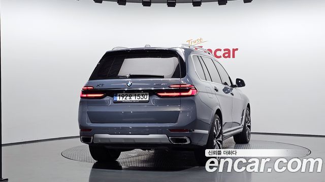 BMW X7 (G07) xDrive 40i Design Pure Excellence 6-Seater 2023 — фото 4
