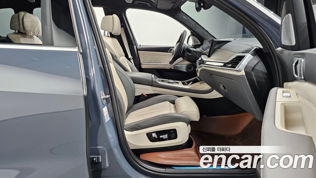 BMW X7 (G07) xDrive 40i Design Pure Excellence 6-Seater 2023 — фото 26