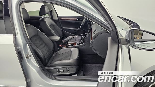 Volkswagen Passat 2.5 B7 2013 — фото 10