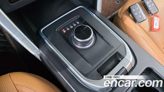 Land Rover Discovery Sport 2.0 TD4 HSE Luxury 2018 — фото 9