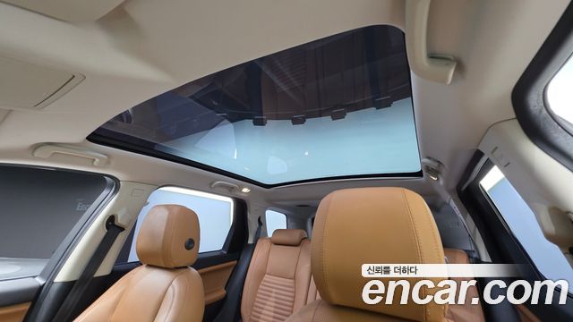 Land Rover Discovery Sport 2.0 TD4 HSE Luxury 2018 — фото 11