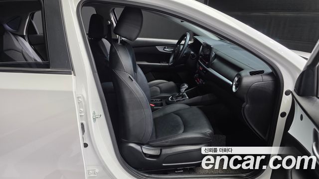 Kia K3 (II) 1.6 Prestige 2022 — фото 11