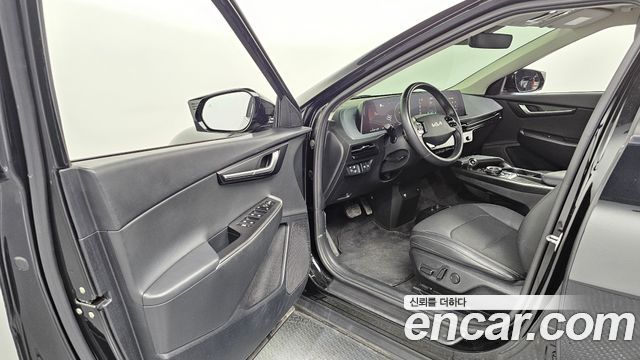 Kia EV6 Long Range Air 2023 — фото 10