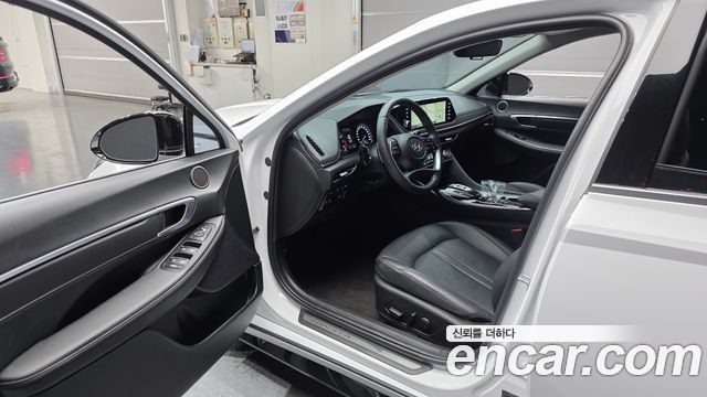 Hyundai Sonata (DN8) 2.0 Premium Plus 2023 — фото 10