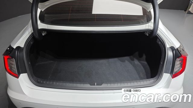 Hyundai Sonata (DN8) 2.0 Premium Plus 2023 — фото 22
