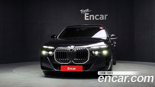 BMW 7 Series (G70) 740i xDrive M Sport 2025 — фото 3