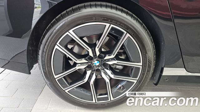 BMW 7 Series (G70) 740i xDrive M Sport 2025 — фото 5