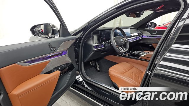 BMW 7 Series (G70) 740i xDrive M Sport 2025 — фото 10