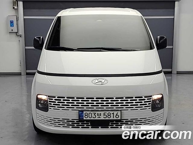 Hyundai Staria Cargo 5-Seater Smart 2022 — фото 2