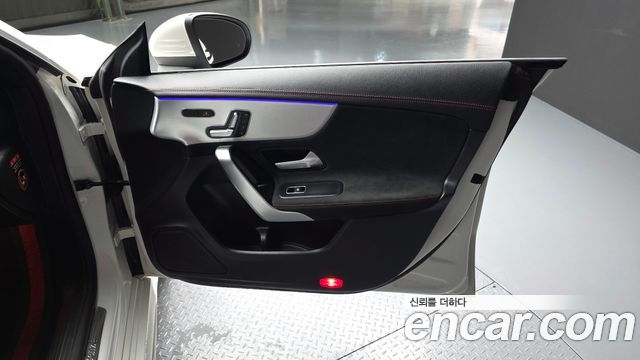 Mercedes-Benz CLA-Class (C118) CLA250 4MATIC 2020 — фото 24