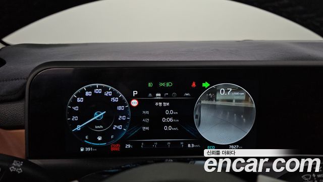 Kia Seltos Gasoline 1.6 Turbo 2WD Signature 2025 — фото 8