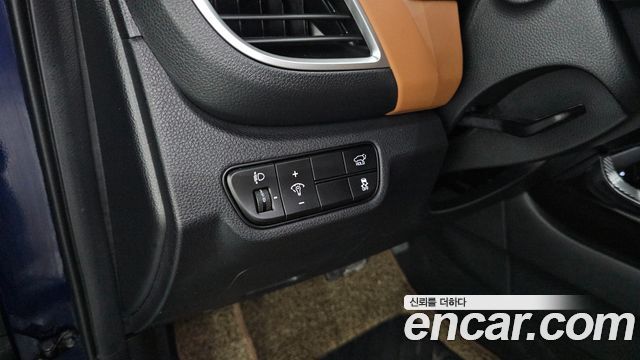 Kia Seltos Gasoline 1.6 Turbo 2WD Signature 2025 — фото 18