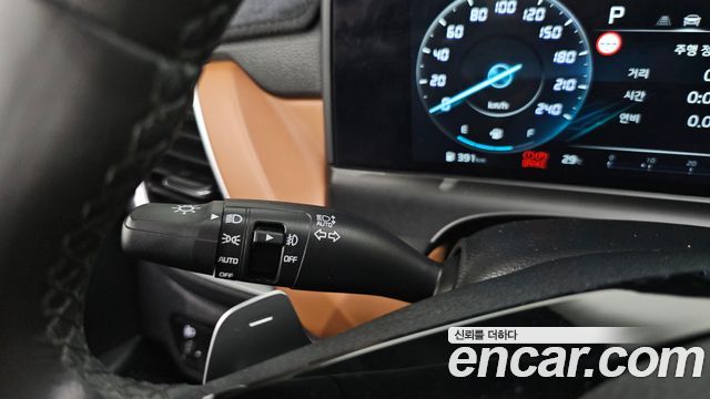 Kia Seltos Gasoline 1.6 Turbo 2WD Signature 2025 — фото 27