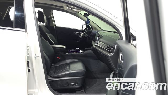 Kia Sportage (V) LPG 2.0 2WD Signature Gravity 2023 — фото 11
