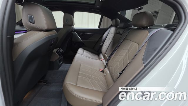 BMW 5 Series (G60) 520i Special Edition 2026 — фото 12