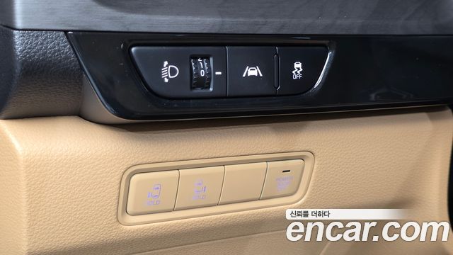 Kia Carnival (IV) Diesel 9-Seater Prestige 2023 — фото 17