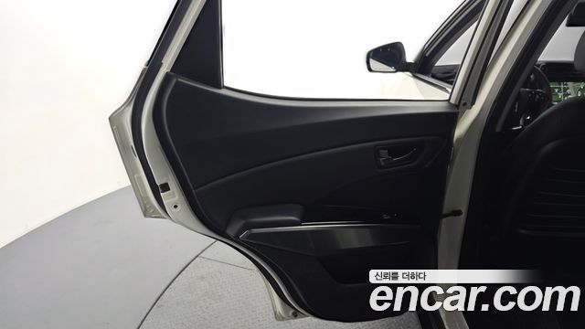 KG Mobility (SsangYong) Tivoli Air 1.5 A3 2WD 2021 — фото 25