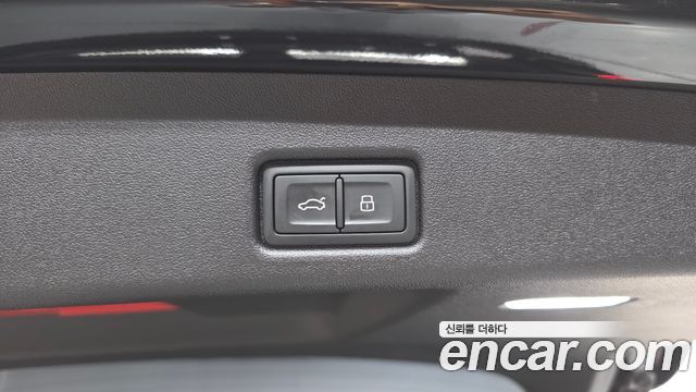Audi Q5 (80A) 45 TFSI Quattro S line 2025 — фото 34
