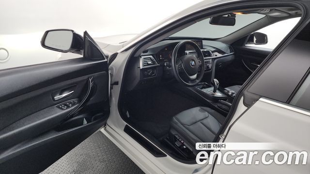 BMW 3 Series GT (F34) GT 320d xDrive Premium 2020 — фото 10