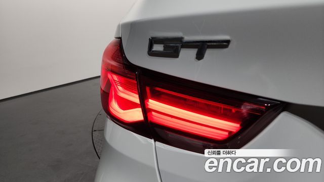 BMW 3 Series GT (F34) GT 320d xDrive Premium 2020 — фото 23