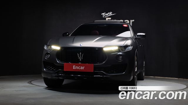 Maserati Levante 3.0 S AWD Luxury 2017 — фото 3