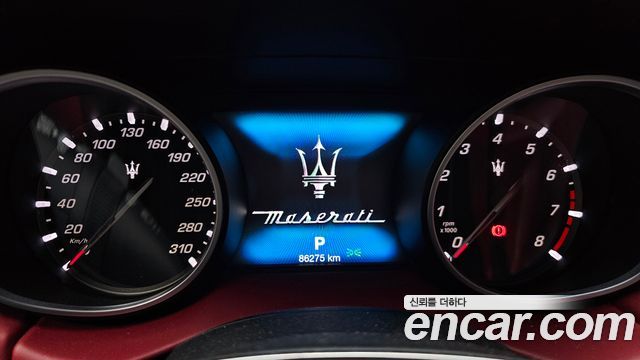 Maserati Levante 3.0 S AWD Luxury 2017 — фото 8