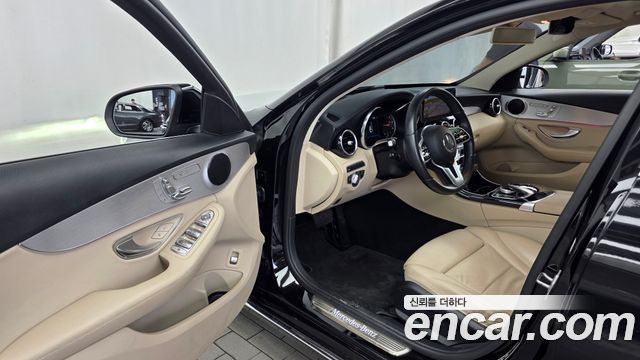 Mercedes-Benz C-Class (W205) C220 d 4MATIC 2020 — фото 10