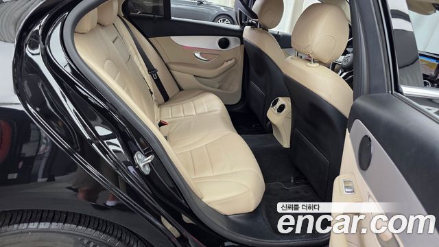 Mercedes-Benz C-Class (W205) C220 d 4MATIC 2020 — фото 16