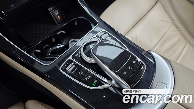 Mercedes-Benz C-Class (W205) C220 d 4MATIC 2020 — фото 22