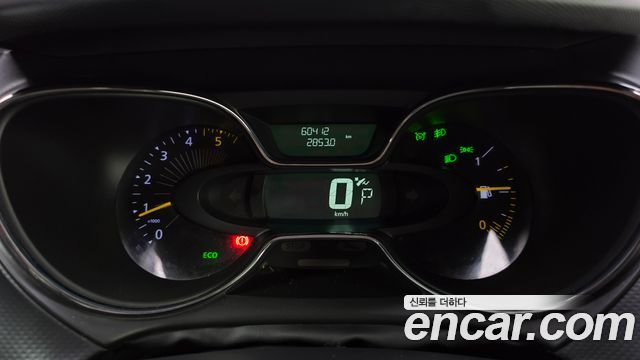 Renault Korea QM3 RE 2015 — фото 8