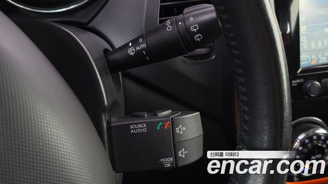 Renault Korea QM3 RE 2015 — фото 13
