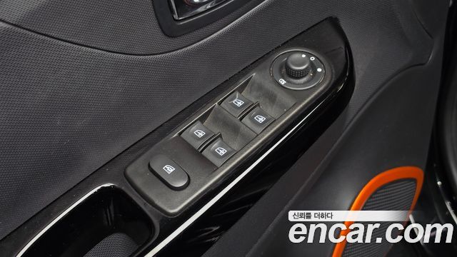 Renault Korea QM3 RE 2015 — фото 17