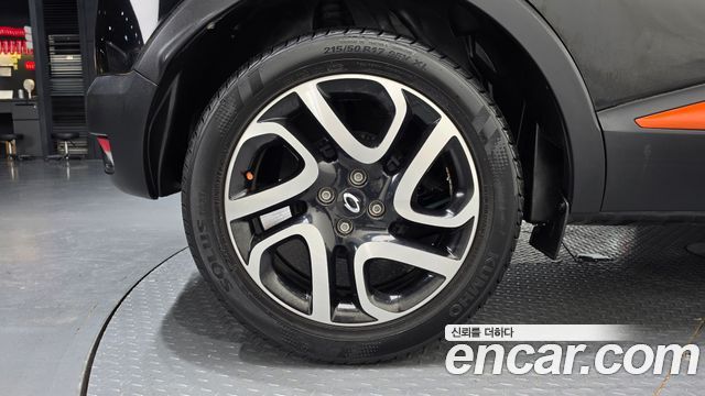 Renault Korea QM3 RE 2015 — фото 21