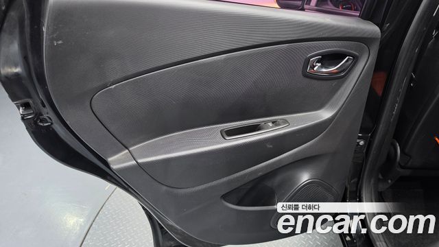 Renault Korea QM3 RE 2015 — фото 25