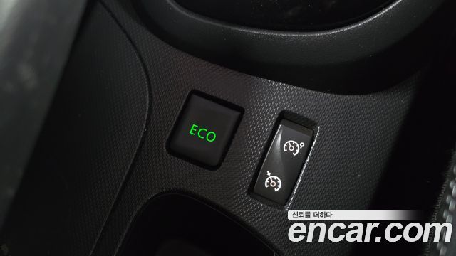 Renault Korea QM3 RE 2015 — фото 27