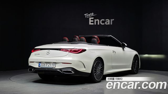 Mercedes-Benz CLE-Class (C236) CLE200 Cabriolet 2025 — фото 2