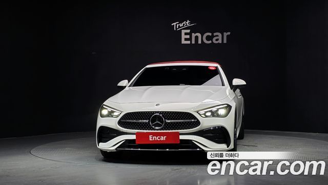 Mercedes-Benz CLE-Class (C236) CLE200 Cabriolet 2025 — фото 3
