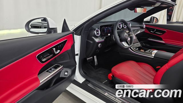 Mercedes-Benz CLE-Class (C236) CLE200 Cabriolet 2025 — фото 10