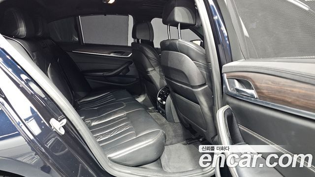 BMW 5 Series (G30) 520d M Sport Package Plus 2018 — фото 16