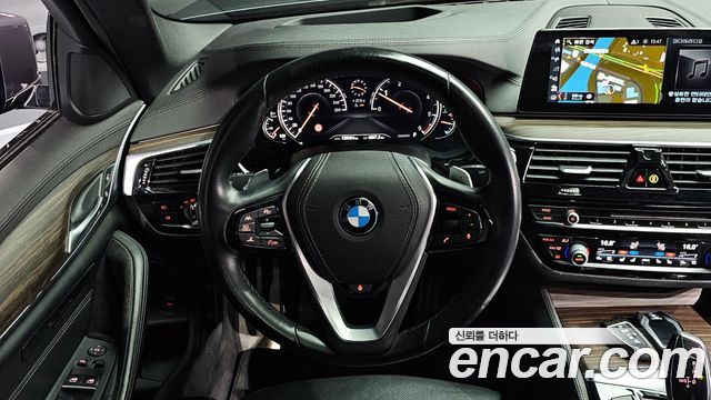 BMW 5 Series (G30) 520d M Sport Package Plus 2018 — фото 17