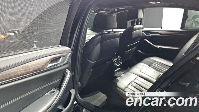 BMW 5 Series (G30) 520d M Sport Package Plus 2018 — фото 32