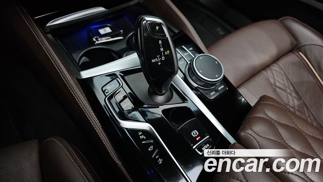 BMW 6 Series GT (G32) 630i xDrive M Sport 2021 — фото 9