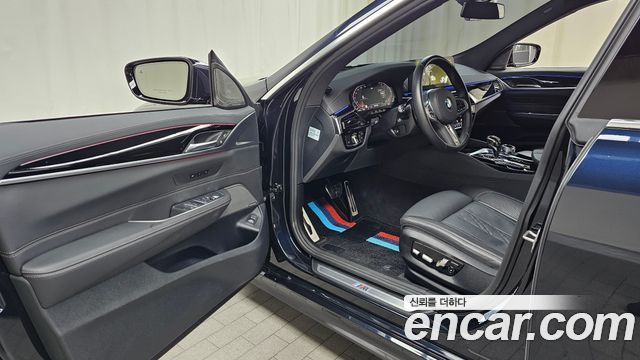 BMW 6 Series GT (G32) 630i xDrive M Sport 2023 — фото 10