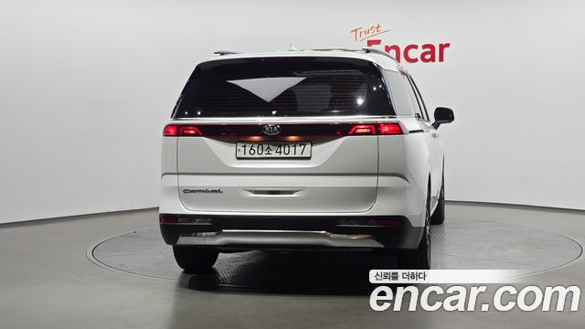 Kia Carnival (IV) Diesel 9-Seater Signature 2021 — фото 4