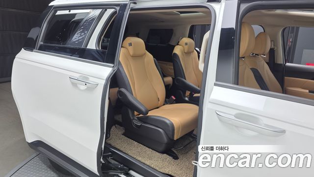Kia Carnival (IV) Diesel 9-Seater Signature 2021 — фото 16