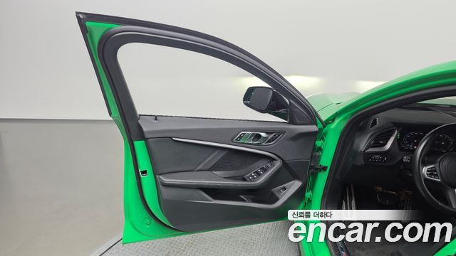 BMW 1 Series (F40) M135i xDrive Prism 2022 — фото 30